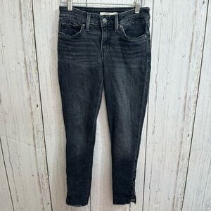 Levi’s 711 Skinny Embroidered Jeans